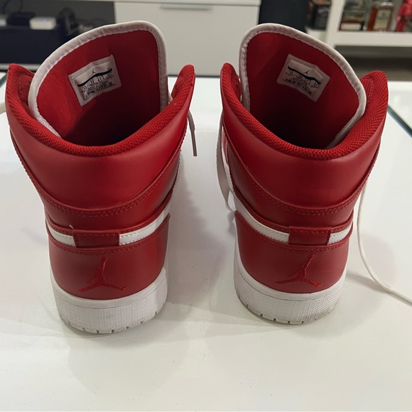 Jordan 1 high - Picture 3 of 4